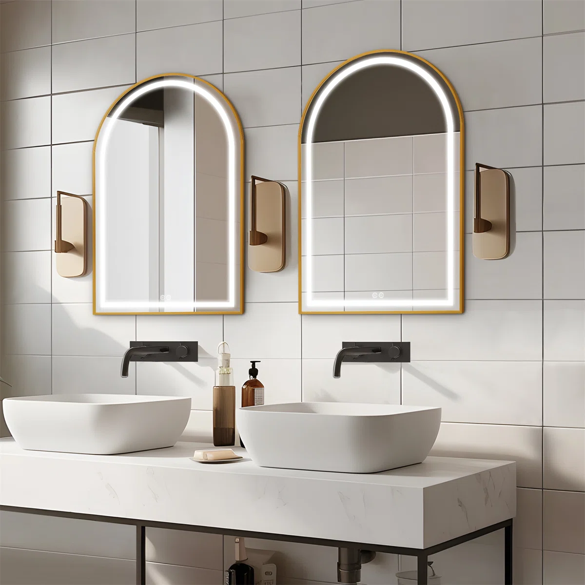 The Aurielle Arch Luxe LED Mirror           MRS0027