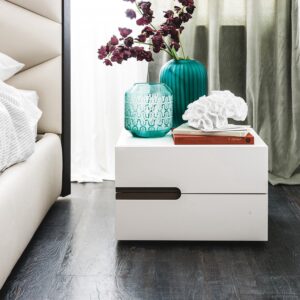 Edge Slot Side Table